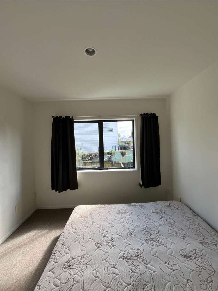 13/36 West Coast Road Glen Eden_5