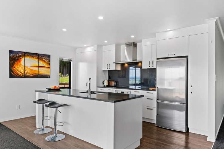 827 Tinopai Road Tinopai_1