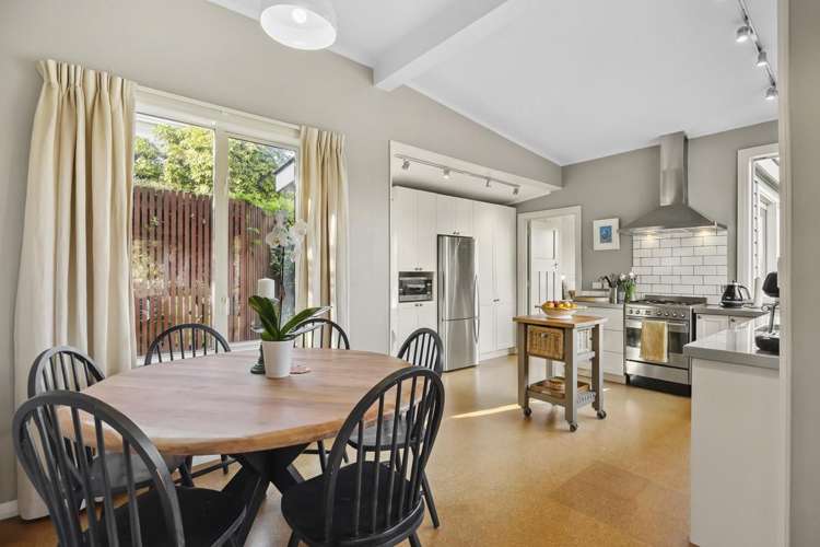 60 Islington Street North East Valley_12