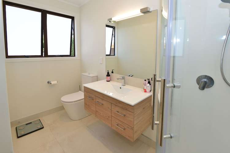 138 Pacific Parade Army Bay_11