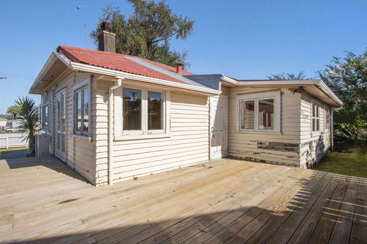 6 Parry Palm Avenue Waihi_13