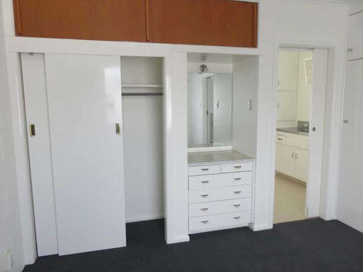 2/8 Edgecumbe Street 3295_5