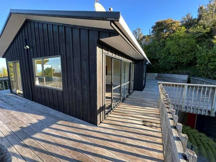 168 Scenic Drive Titirangi_19