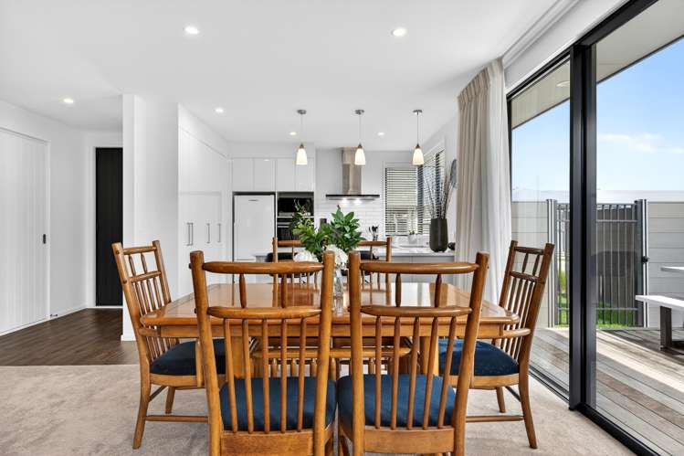 12 Driving Range Road_5