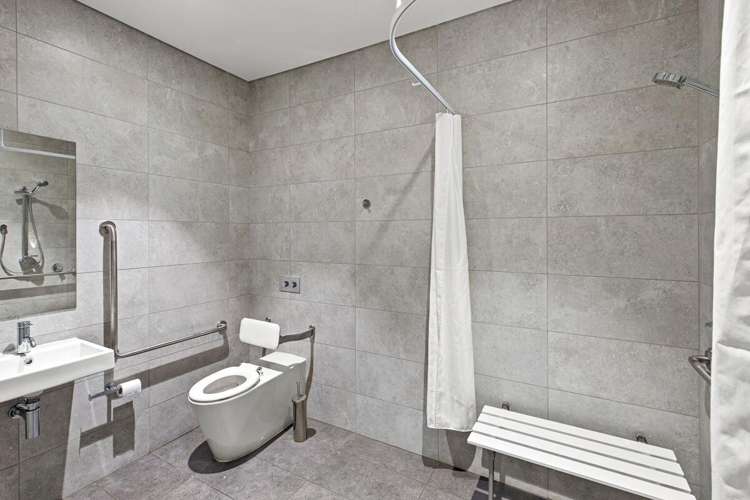 222 High Street City Centre_17