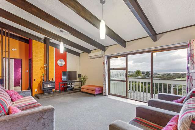 42 Ridgemount Rise Mangere Bridge_1