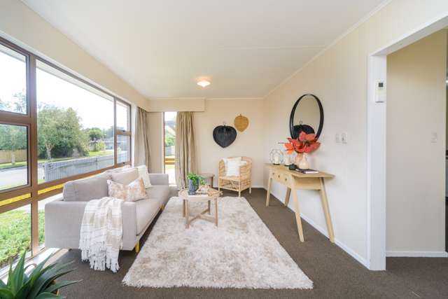 15 Suffolk Crescent Feilding_4