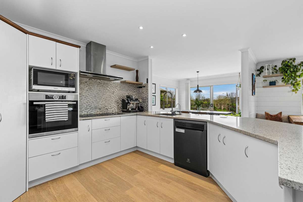 42 Farquharson Road_1