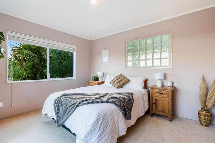 21 Donald Street Stanmore Bay_9