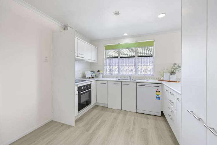 14 Fernbrook Close Burswood_18