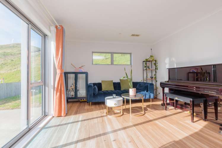 15 Prestwich Rise Churton Park_4