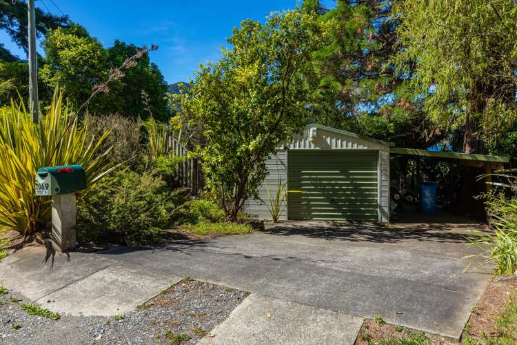 2069 Queen Charlotte Drive Queen Charlotte Sound_22