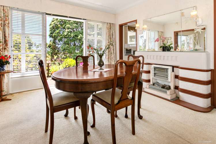 92 Pleasant Road Titirangi_6