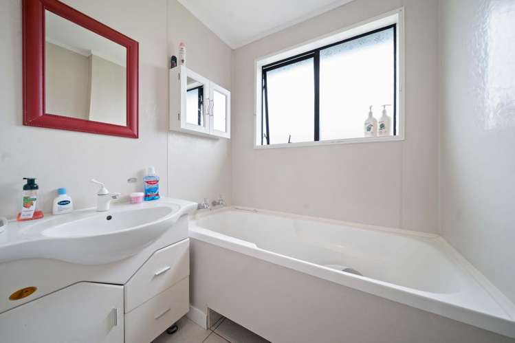 3 Brookdale Drive Ngongotaha_13