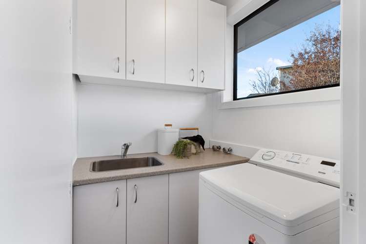 17 Rosanna Place Aranui_11