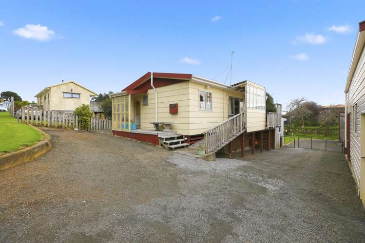 210 Cooper Drive Kawhia_25