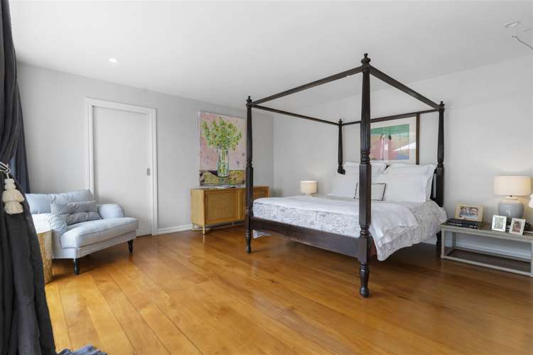 24 Russell Street Stanley Point_12