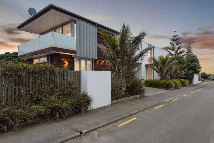 2 Burgess Street_1