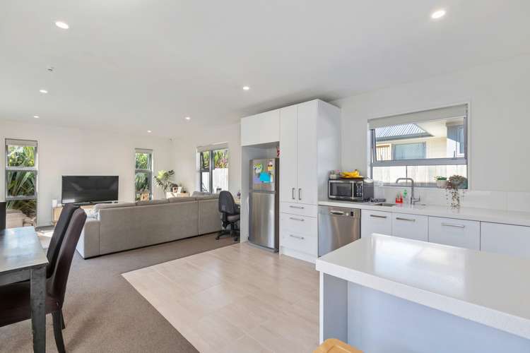 19 Fairwater Road Warkworth_8