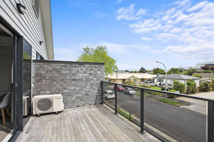 2/16 Jones Crescent Melville_5