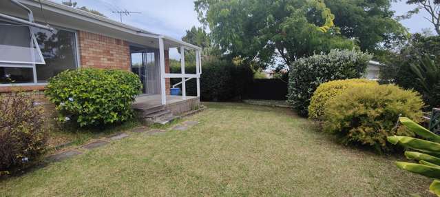 2/4 Abercrombie Street Howick_1