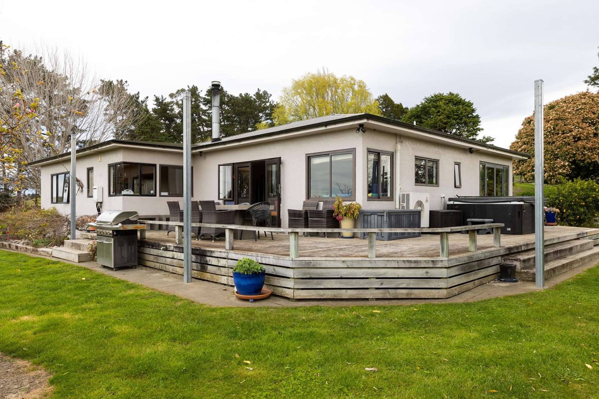 612 Flag Range Road Sherenden_0