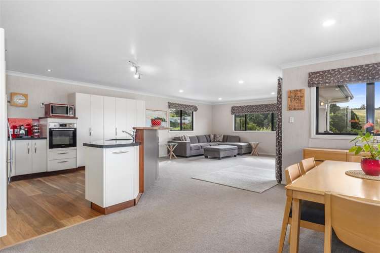 9 Nihotetea Lane Maunu_9