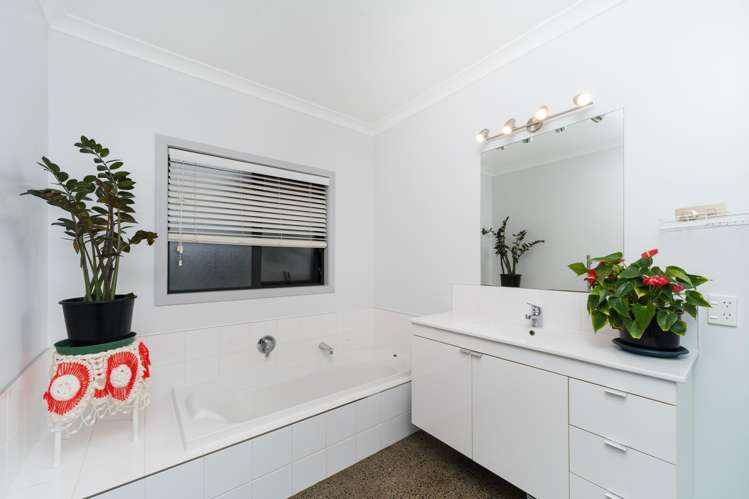 22C Stonebridge Heights Feilding_16