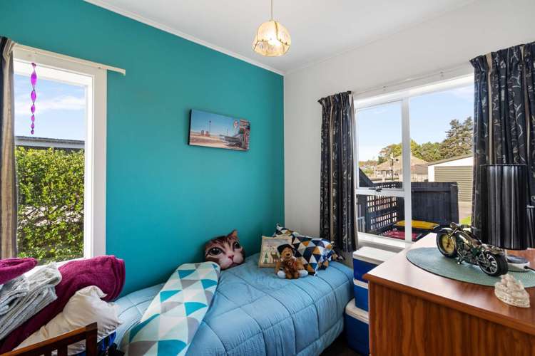 36 Achilles Street Burwood_12