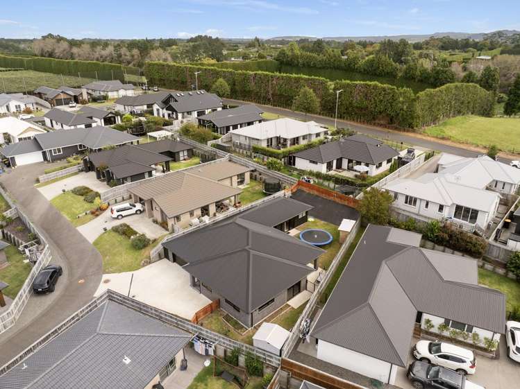 4 Petariki Way Pyes Pa_27