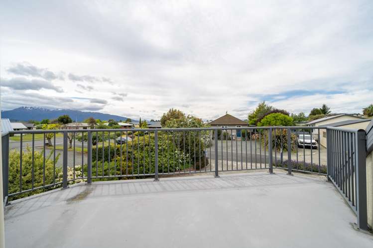 2 Campbell Court Te Anau_18