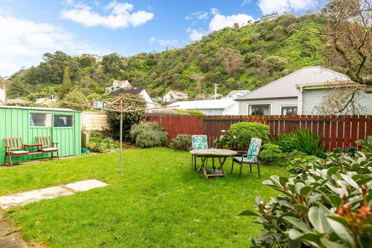 230 Queens Drive Lyall Bay_16
