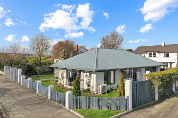 21 Mona Square Ashburton_24