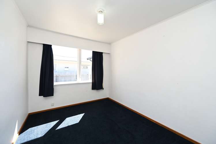 67 Wycliffe Street Onekawa_6