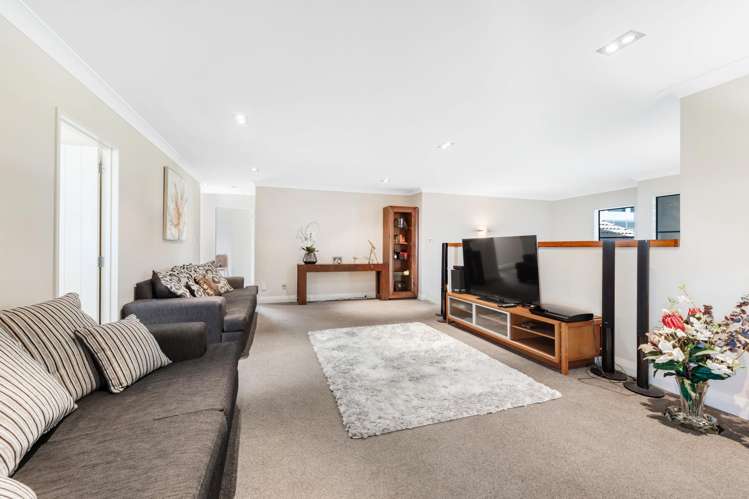 2 Armstrong Farm Drive East Tamaki Heights_11
