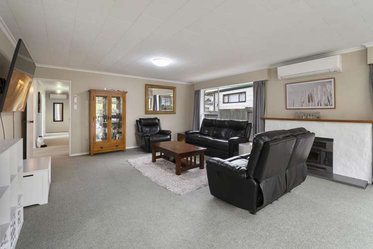 7 Guernsey Place Fitzherbert_11