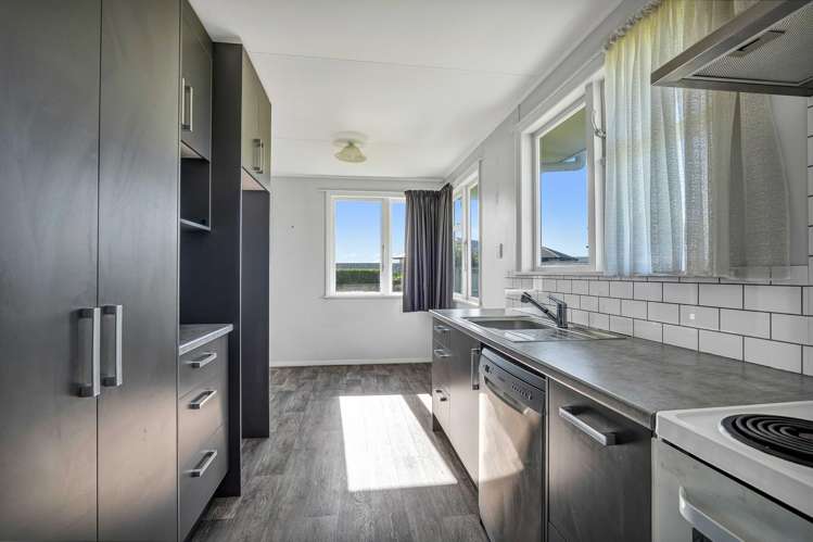 115 Denby Road Hawera_7