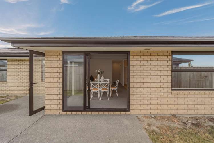 169 Faringdon Boulevard Rolleston_12