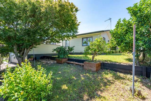 32 Lansdowne Crescent Glenview_3