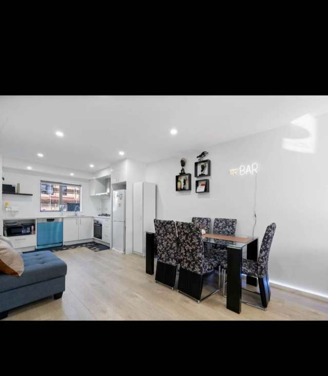 19 Valour Lane Papakura_4