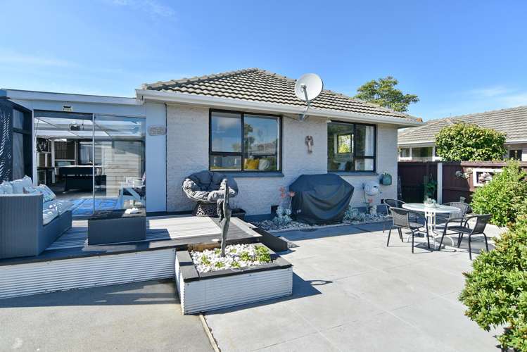 53 Yarmouth Street Aranui_15