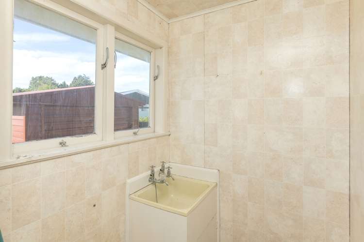 16 Ropata Street Kaiti_14