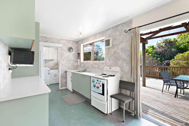 14 George Herring Place Glen Eden_4