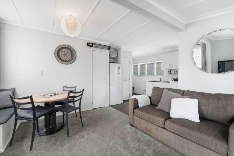 1321 Whangaparaoa Road Army Bay_20