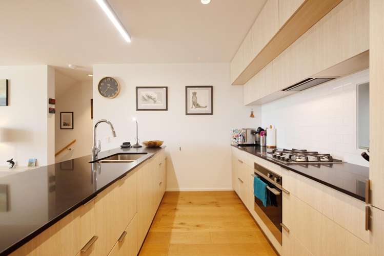 31 Erica Pabst Way Island Bay_7