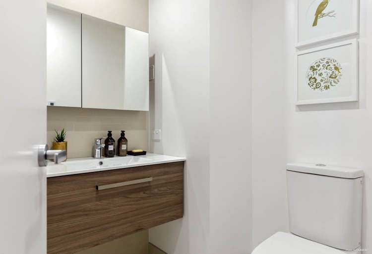 802/8 Waikumete Road Glen Eden_2