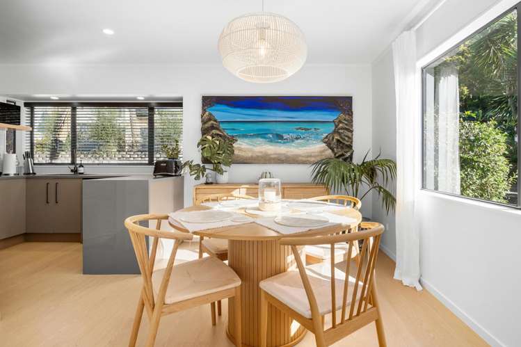 21 Carillon Place Massey_12
