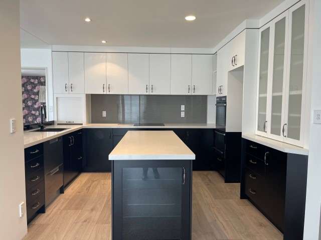 C/7 First Ave 1047_3