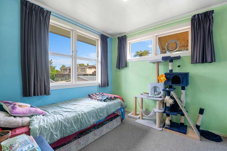 211 West Parkdale Street Tokoroa_16