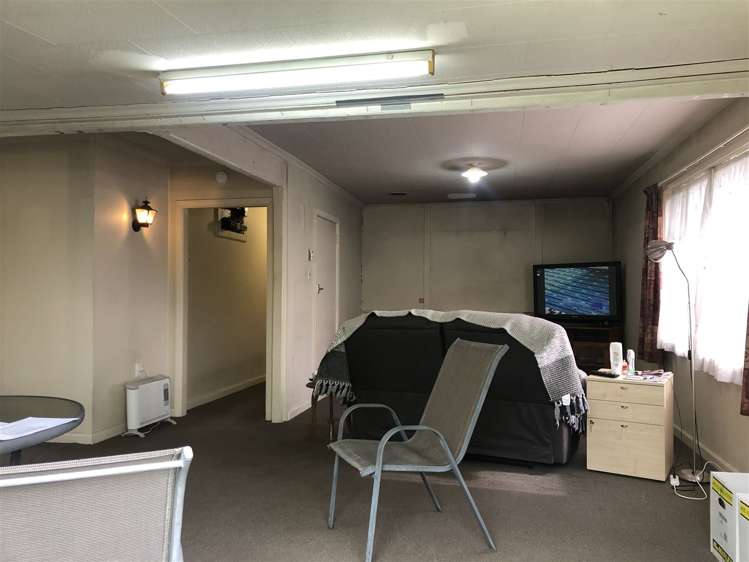 8 Tekoa Street Waiau_24